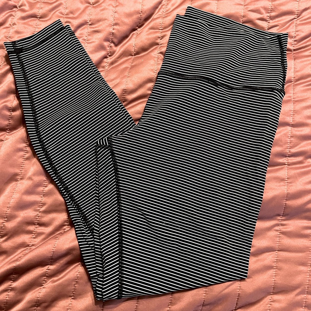 Lululemon Sz 14 - striped leggings